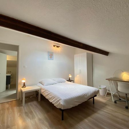 Les Cosy De Nancy - Mister Charles Sous Les Toits, Place Du Marche 4* Bagian luar foto