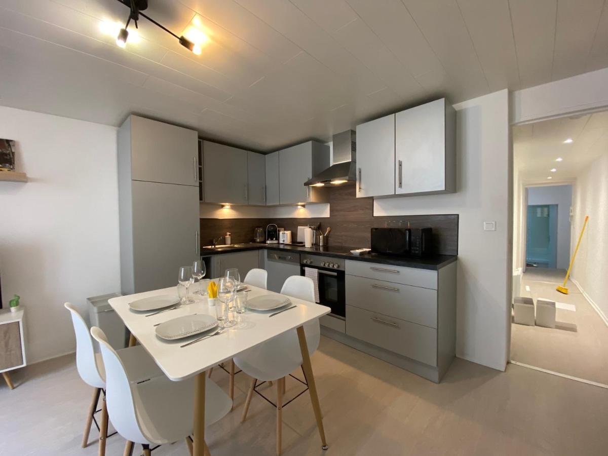 Les Cosy De Nancy - Mister Charles Sous Les Toits, Place Du Marche 4* Bagian luar foto